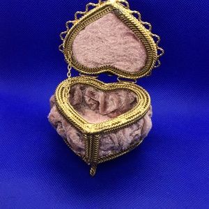 trinket box /jewelry box